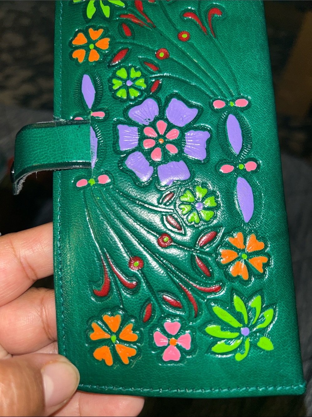 New green leather Hand-Painted Floral Green Wallet - Picture 15 of 16